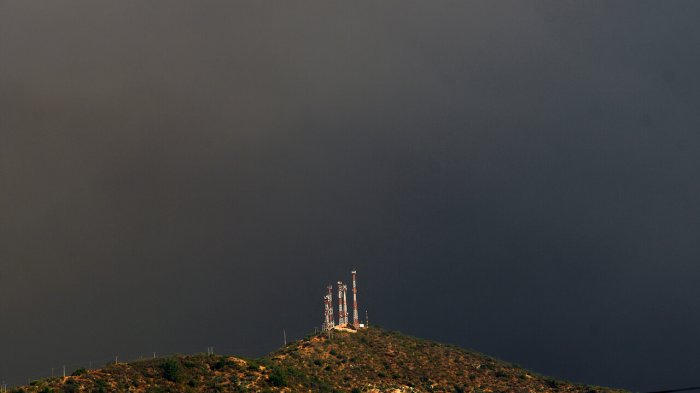 Ojo con los síntomas: Las recomendaciones por preocupante presencia de humo de incendios forestales