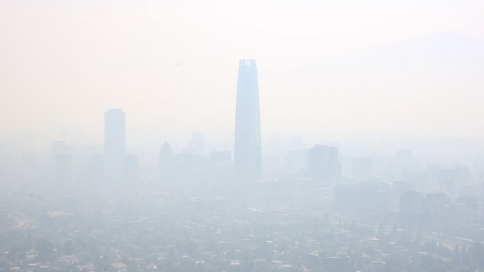Precaución por denso humo: Así puedes monitorear la calidad del aire en tu comuna