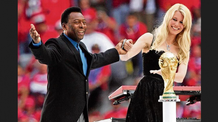 De Claudia Schiffer a Gael García Bernal: Celebridades despiden a Pelé en redes sociales