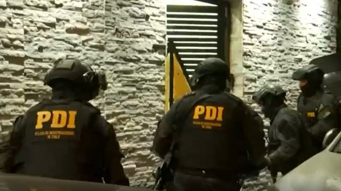 PDI detiene a banda dedicada a robo y venta de camiones: Defraudación alcanzaría los $80 millones