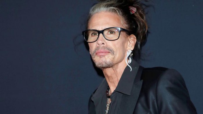 Steven Tyler es demandado por agresión sexual contra menor de edad y por obligarla a abortar