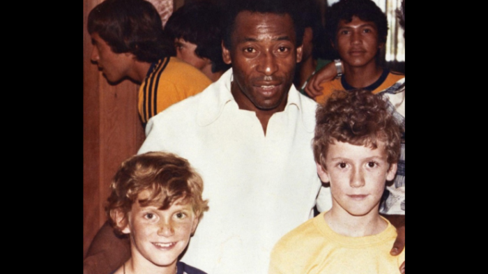 Ministro de Transportes relató el encuentro que tuvo de niño con Pelé: 