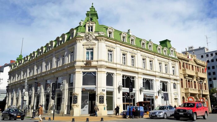 Turista español de 70 años falleció tras ser atropellado en Punta Arenas: Conductor se dio a la fuga