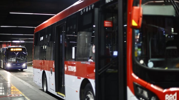 Buses 555: Los 3 datos que debes saber del recorrido que unirá Pajaritos con el Aeropuerto de Santiago