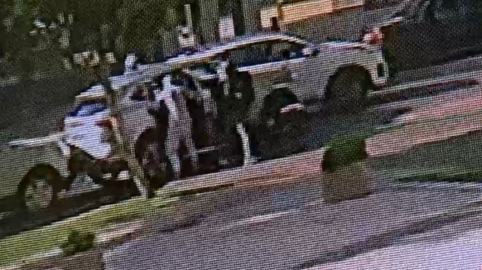 Violenta encerrona en Las Condes: Le robaron cerca de $30 millones a ciudadano chino a plena luz día