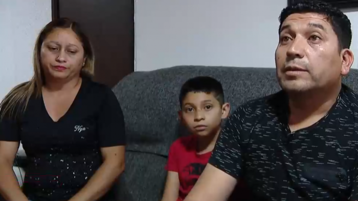 Compraron 24 cajas: Familia denuncia que Aduanas retuvo remedios de su hijo que podría quedar ciego