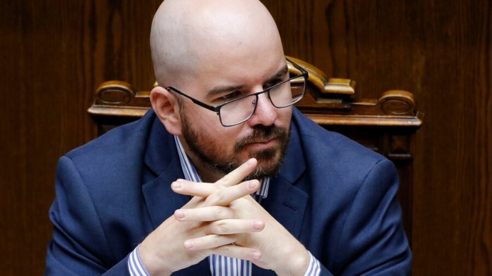 Cámara vota este jueves: Comisión revisora rechazó acusación constitucional contra ministro Jackson