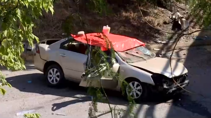 Auto cayó desde 5 metros de altura en paso nivel de Bellavista: Conductor resultó fallecido