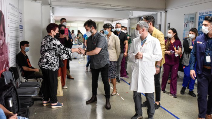 Listas de espera: Pdte. Boric aseguró que tiempos para consultas de especialidad se redujeron en 85 días en un año