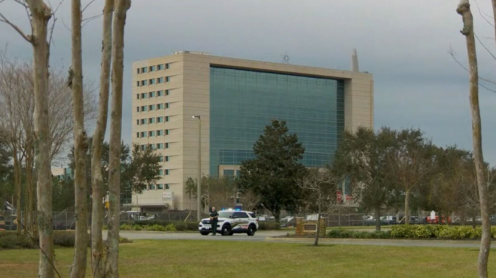 Mujer le disparó a su esposo enfermo terminal en hospital de Estados Unidos