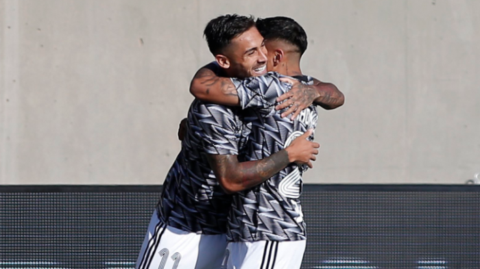 ¿Le alcanzará para el bicampeonato?: Colo Colo debutó con goleada por 5-2 frente a Copiapó en Torneo Nacional