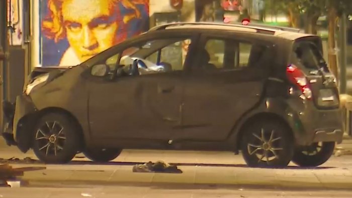 Un muerto y 3 heridos tras balacera: Pidieron un auto, los interceptaron y les dispararon cerca de Metro Bellas Artes