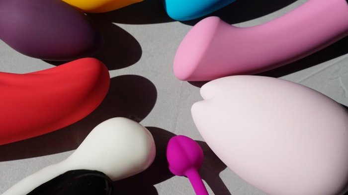 Empresa española denunció masivo robo de vibradores de oro: Productos están avaluados en casi $68 millones