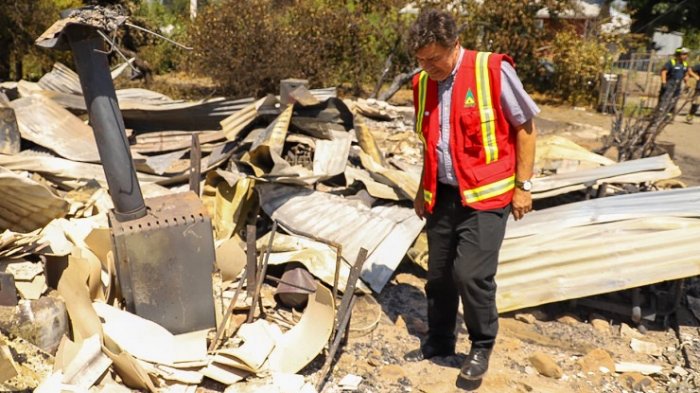 Ministro de Agricultura anuncia proyecto de ley para obligar a que dueños de terrenos hagan cortafuegos