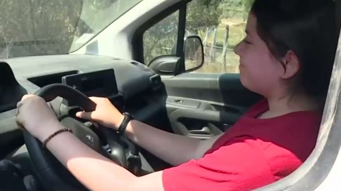 Heroína sin capa: Menor de 14 años rescató a su familia de incendios e incluso volvió por el vestido de novia de su mamá