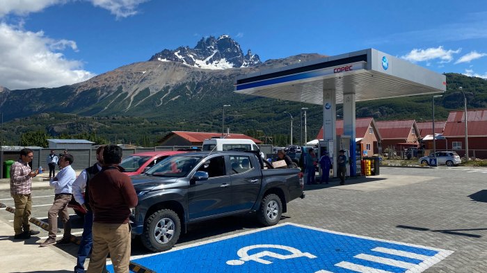 Copec refuerza su presencia en la Patagonia y conecta a los vecinos de sus estaciones con wifi satelital gratuito