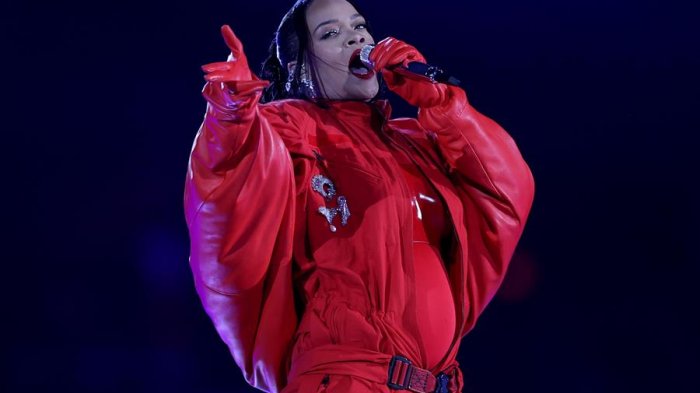 Anunció su segundo embarazo: Así fue el esperado show de Rihanna en el entretiempo del Super Bowl