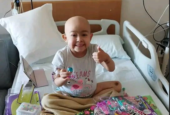 Sueña con ser tiktoker: Niña de 6 años con grave y rara enfermedad necesita urgente donadores de sangre