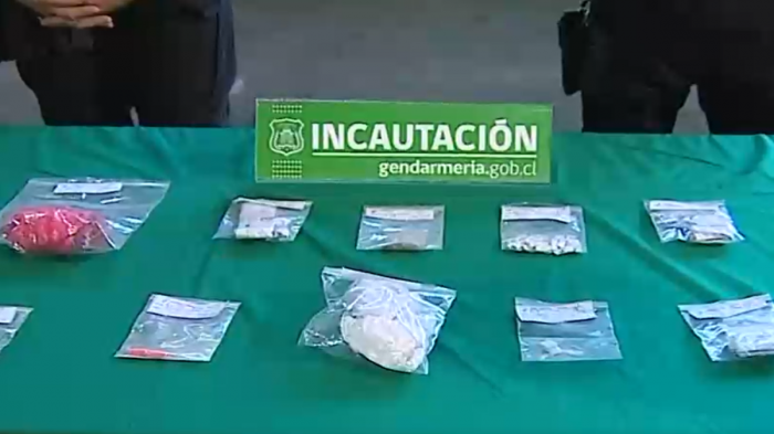 Celulares, espadas y drogas: Masivo allanamiento en 22 cárceles permitió incautar más de 500 elementos ilícitos
