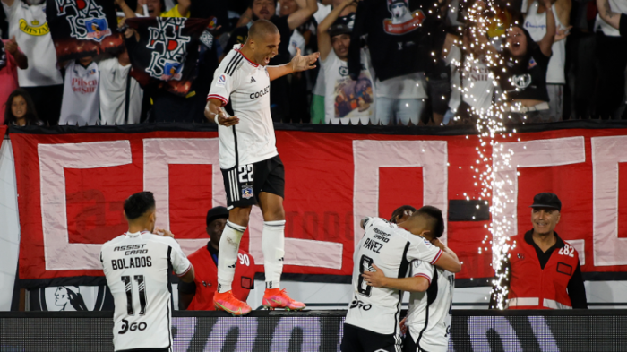 No se sacaron ventaja: Colo Colo empató 1-1 con Everton en un entretenido parido en el Estadio Monumental