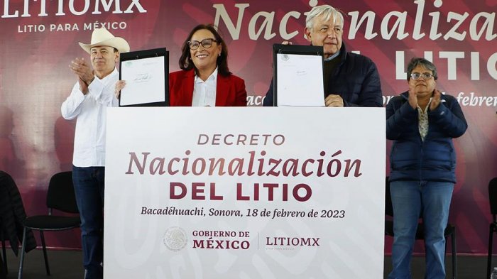 Con potente mensaje a EE.UU. y Rusia, México anuncia nacionalización del litio