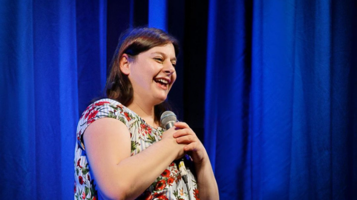 Laila Roth ya se encuentra en Chile: Fichó a destacado comediante nacional para su equipo en Viña 2023