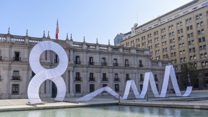 De sala cuna a cirugías de incontinencia urinaria: Las 5 medidas del gobierno anunciadas este 8M