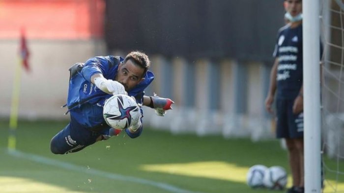 Top mundial: Claudio Bravo destacó en el ranking de los mejores arqueros de los últimos tiempos