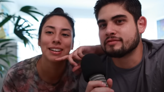 Monja y sacerdote que dejaron hábitos para ser pareja reaccionaron tras explotar TikTok: 