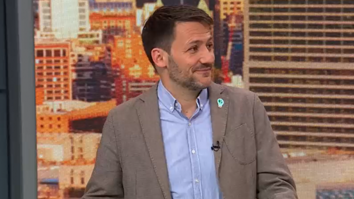 Ministro Pardow y reajuste en cuentas de luz: 