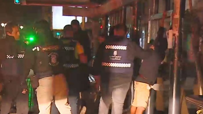 Operativo por robo terminó con detenido por microtráfico: Sujeto vendía droga en paradero de la Alameda