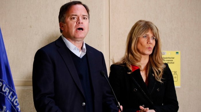 Tras renunciar a la DC: Matías Walker y Ximena Rincón se integrarán a comité de senadores de Evópoli