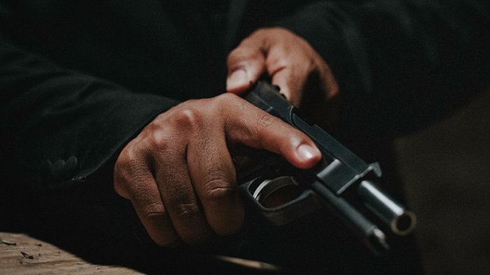 Preocupante: A niño le pidieron que retratara su barrio en Argentina y dibujó a hombre portando un arma