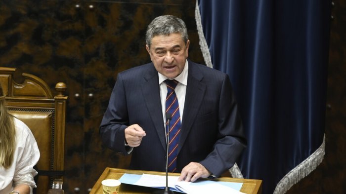 Tras más de una década: Derecha vuelve a la presidencia del Senado con Juan Antonio Coloma