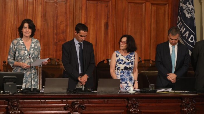 Expertos reciben a presidenta del Banco Central para propuesta constitucional