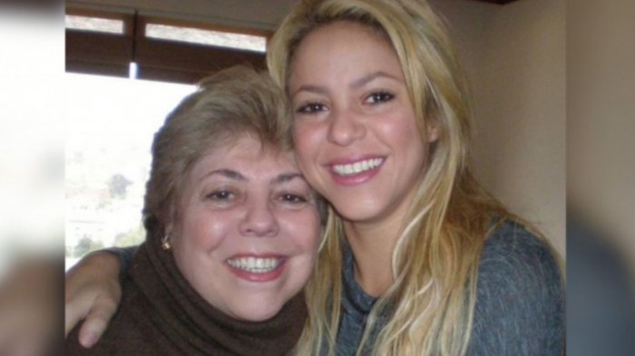 Shakira vive complicado momento personal: Su madre fue hospitalizada de emergencia en Barcelona