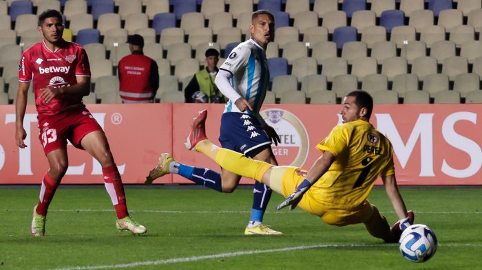 No lograron dar la sorpresa: Ñublense cayó ante Racing en su debut por Copa Libertadores
