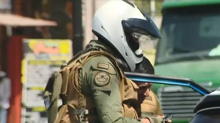 Se reinstala debate del uso de armas de fuego en Carabineros: ¿Cómo se procede en controles en la calle?