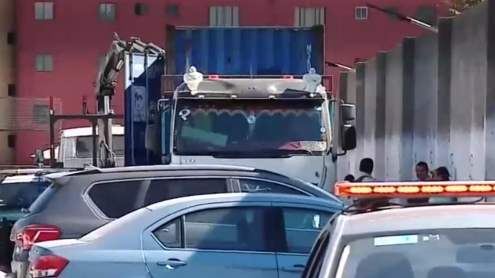 Trabajador murió aplastado por 1 tonelada de vidrios en construcción de cancha de pádel en Maipú