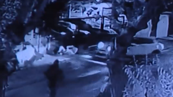 Delincuentes disparan y atropellan a transeúntes para que no bloqueen sus cuentas tras ser asaltados