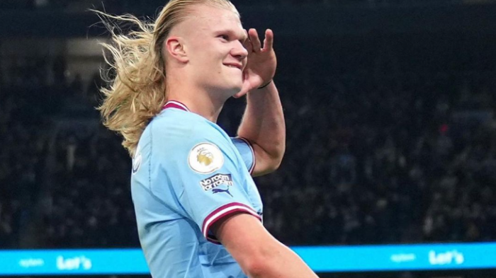 Superó récord de un chileno: Haaland se convirtió en máximo goleador extranjero en una temporada de Premier