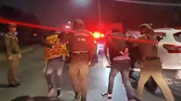 Detienen a 5 adolescentes tras violento robo a casa en Calera de Tango: Intentaron atropellar a carabinero