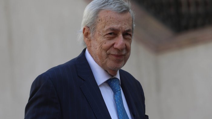 Van Klaveren confirma llegada de avión venezolano para repatriar a un grupo 