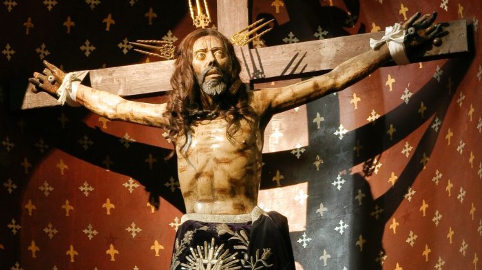 Vuelve procesión del Cristo de Mayo tras 3 años de suspensión: ¿Cuál es su origen y el vínculo con terremotos?