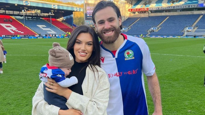 Relajados en Ibiza antes del nuevo desafío: Las tiernas postales de las vacaciones de la familia Brereton