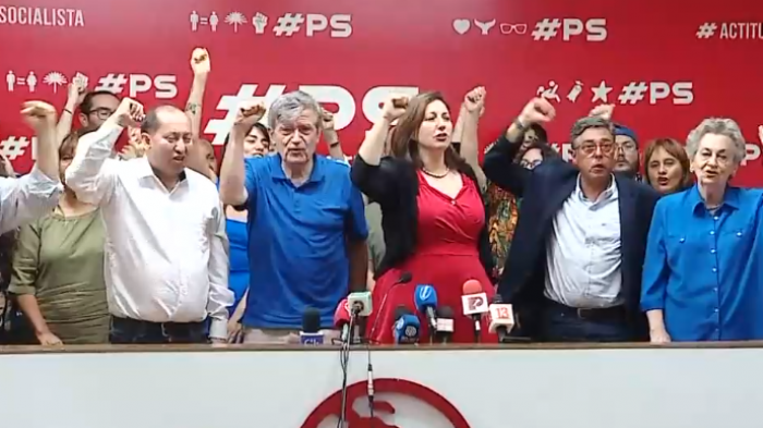 Coalición con Apruebo Dignidad o seguir con el Socialismo Democrático: El futuro del PS en el oficialismo