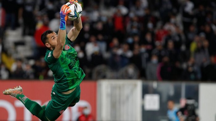 ¡Justicia divina! Nicola Pérez estuvo magistral al contener un penal que puede ser vital para Ñublense