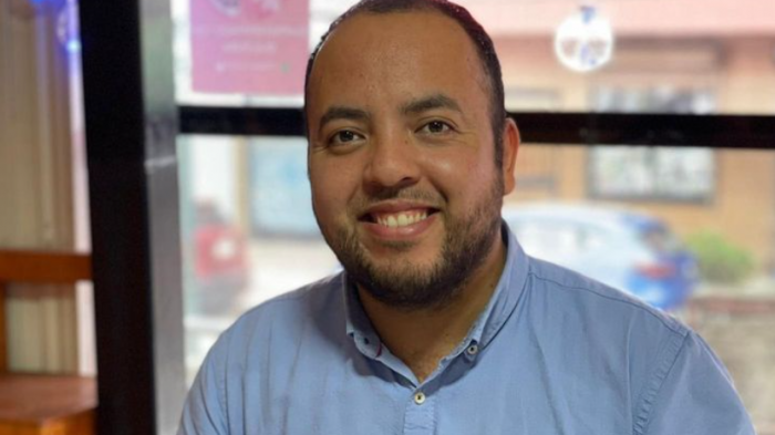 Tras renunciar y ausentarse en la instalación del Consejo Constitucional: ¿Por qué Aldo Sanhueza salió de Chile?