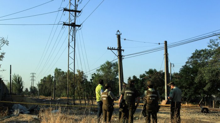 Confirman que torre de alta tensión de la provincia de Arauco fue derribada con uso de explosivos