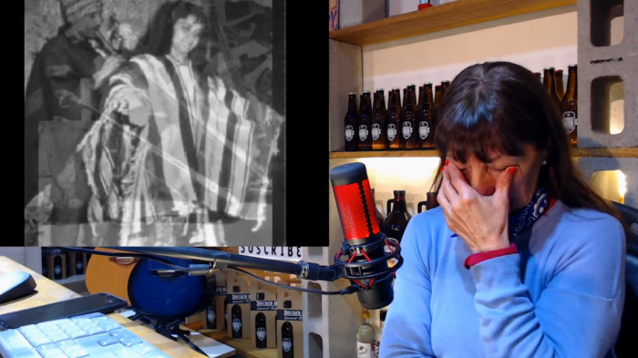 Youtuber argentina se emocionó hasta las lágrimas al reaccionar a icónica canción de Violeta Parra
